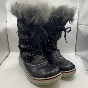 Kids SOREL black and blue lace up snow boots faux fur